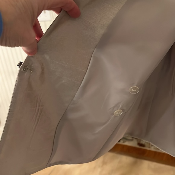 Mother of the Bride/Groom Suit - Picture 9 of 10